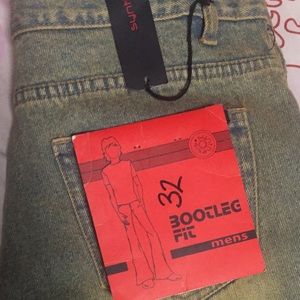 Synthesis Men’s Bootleg Jeans